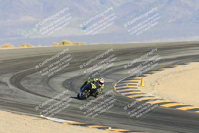 media/Nov-17-2024-CVMA (Sun) [[1fec520723]]/Race 11-Amateur Supersport Open/